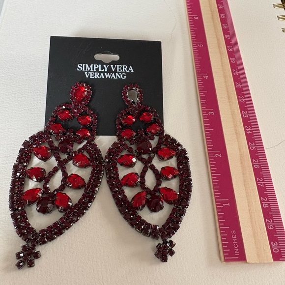 SIMPLY VERA WANG RED RHINESTONES CHANDELIER TEAR DROP EARRINGS (New With Defect) - Picture 4 of 4